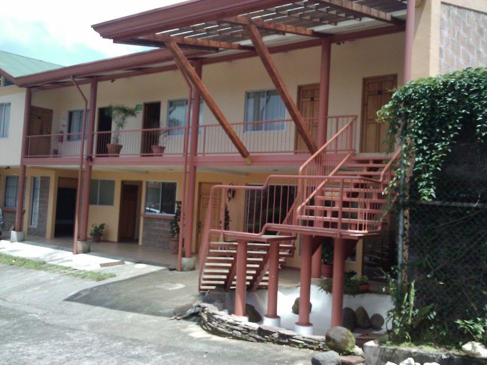 Hotel La Villa Quesada  Exterior photo